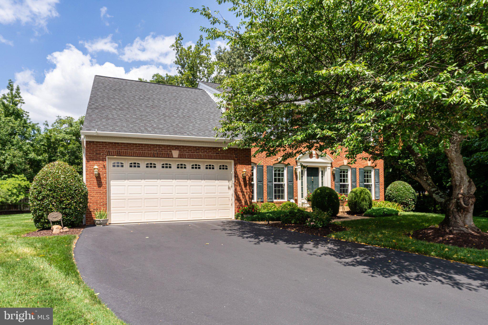6854 CORDER LANE
