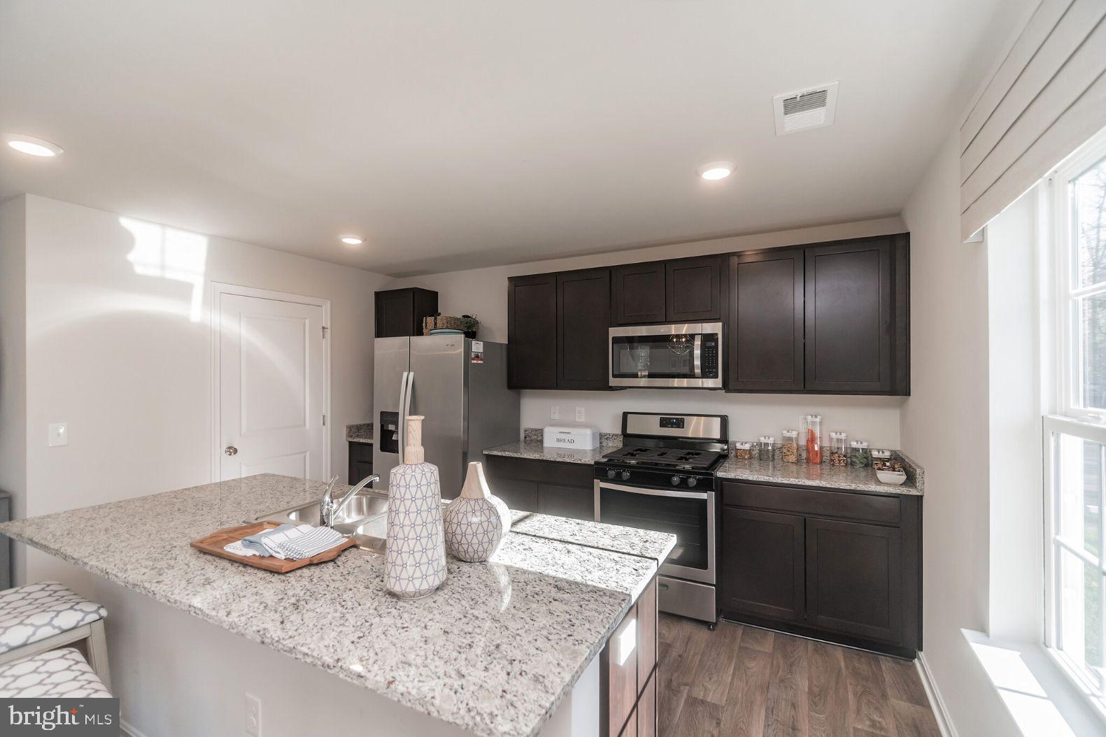 MAGNOLIA SPRINGS - Residential