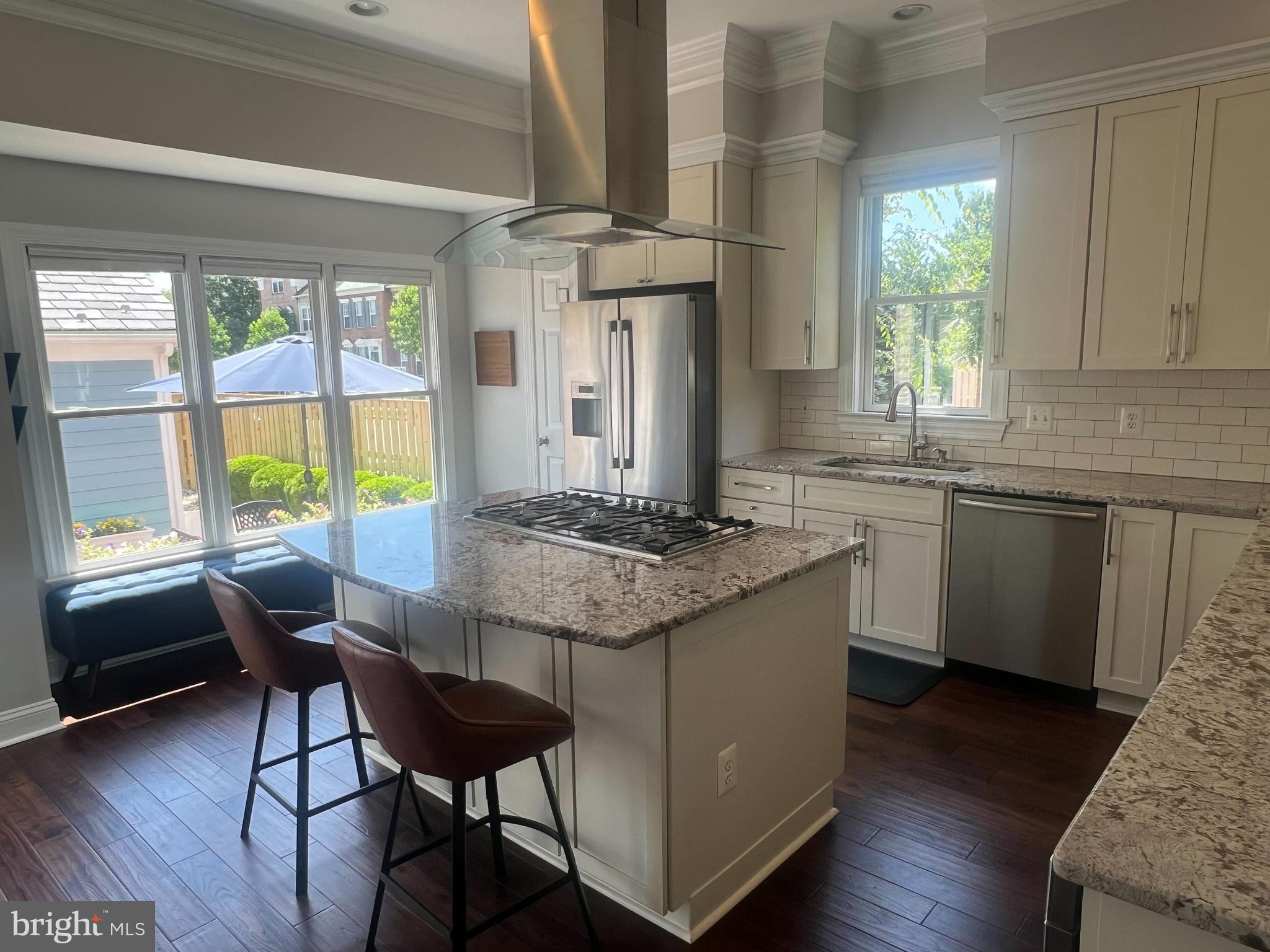 LAKELANDS - Residential Lease