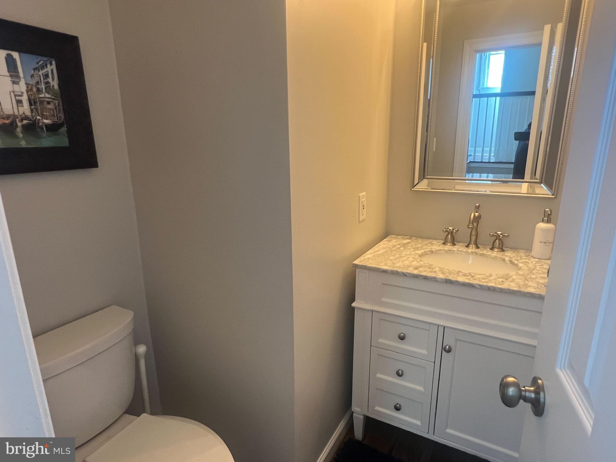 LAKELANDS - Residential Lease