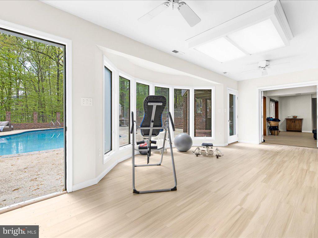 HARBOR HILLS - Residential