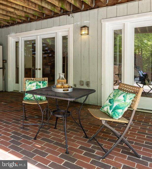 HARBOR HILLS - Residential