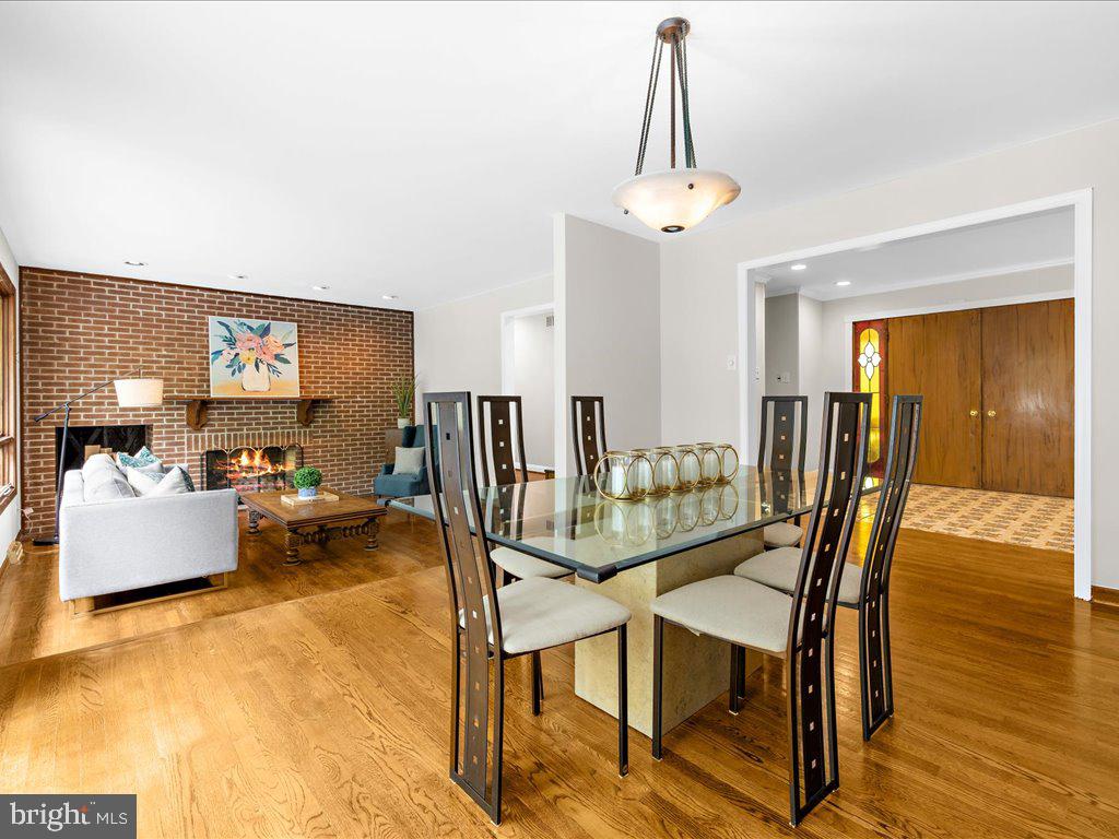 HARBOR HILLS - Residential