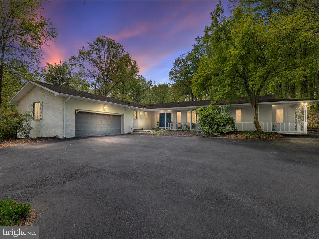 HARBOR HILLS - Residential