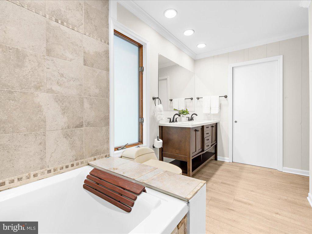 HARBOR HILLS - Residential