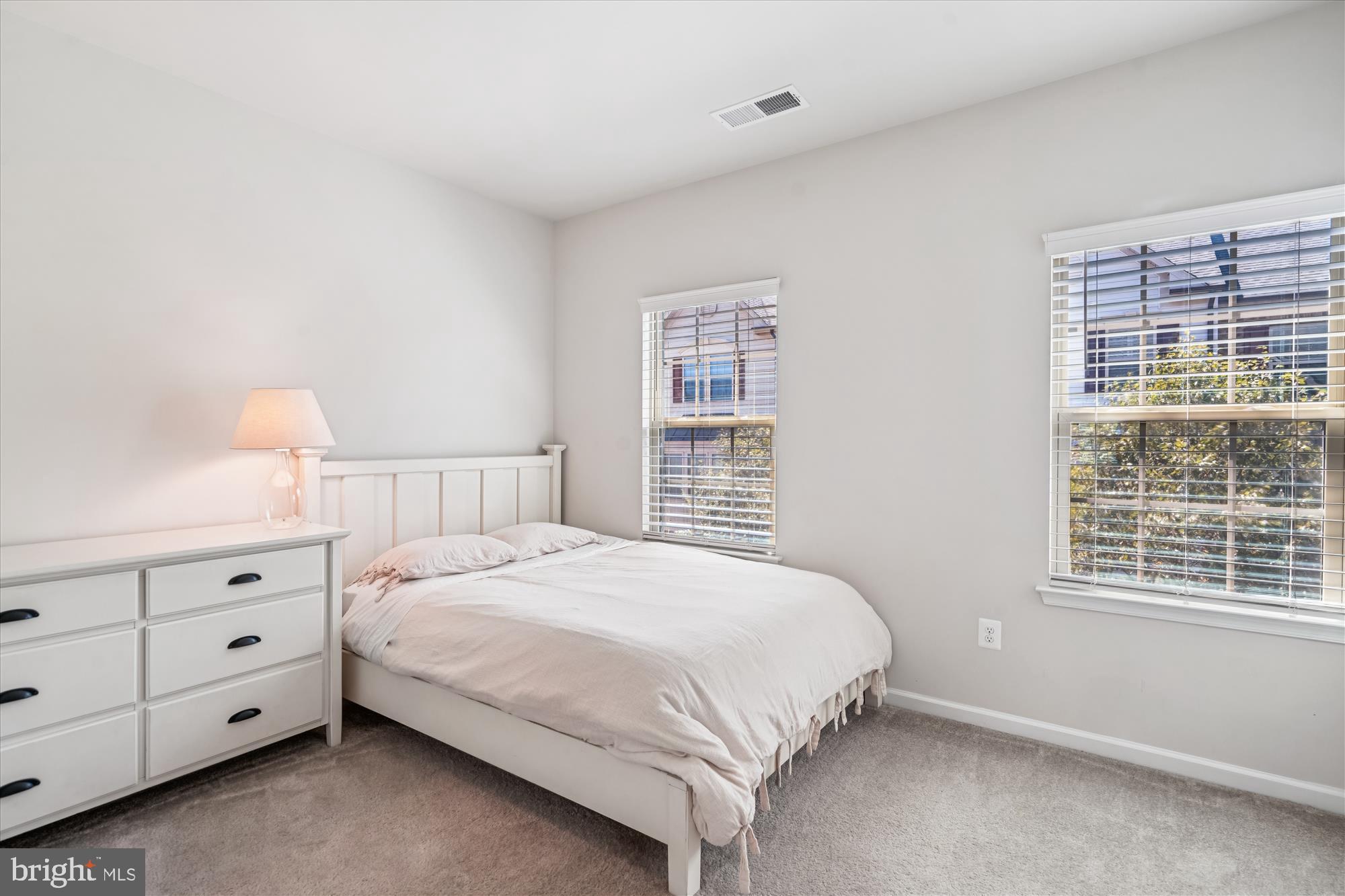 PARKSIDE - Residential Lease