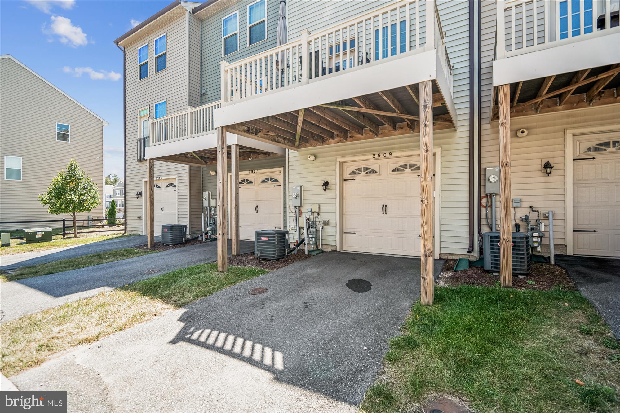 PARKSIDE - Residential Lease