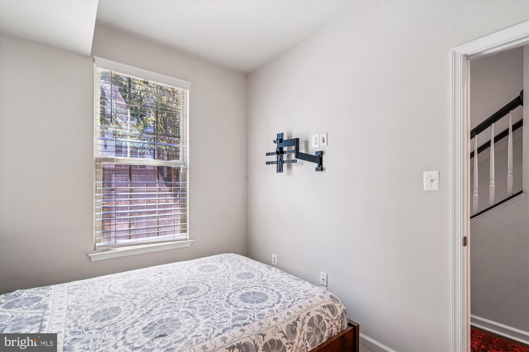 PARKSIDE - Residential Lease