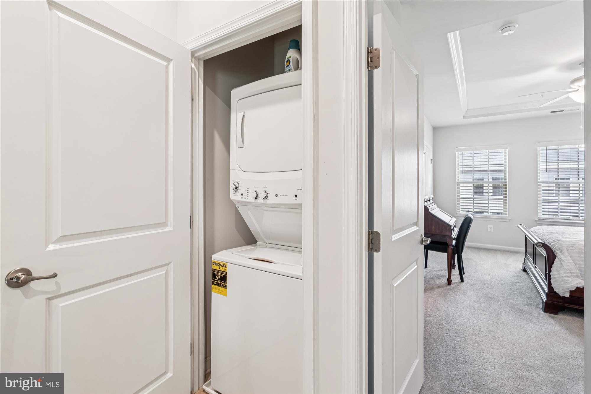 PARKSIDE - Residential Lease