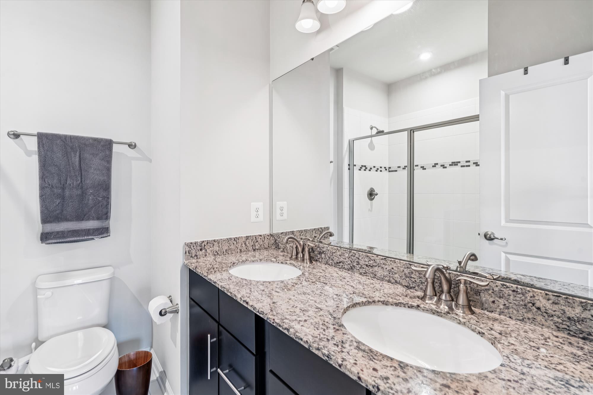 PARKSIDE - Residential Lease