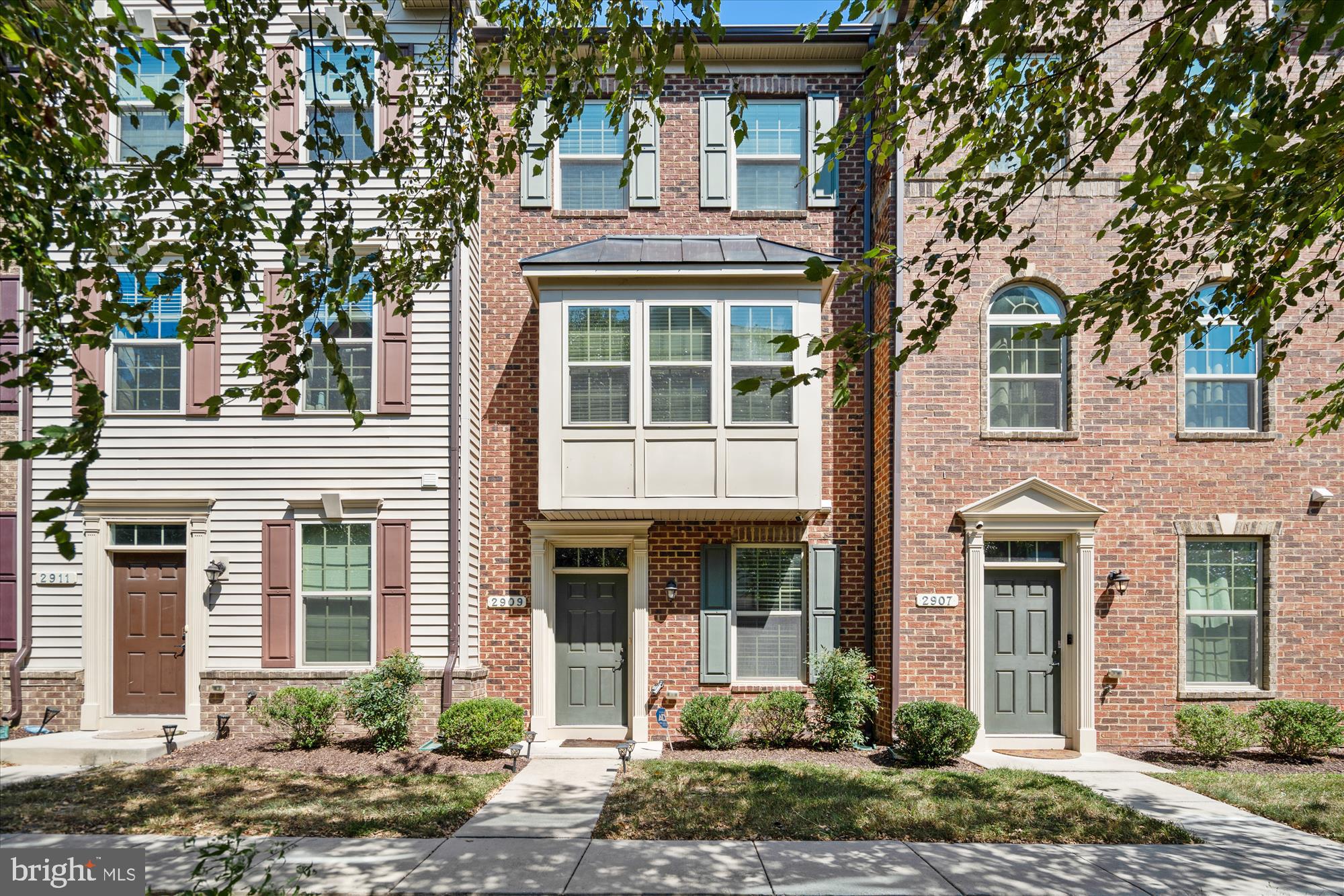 PARKSIDE - Residential Lease