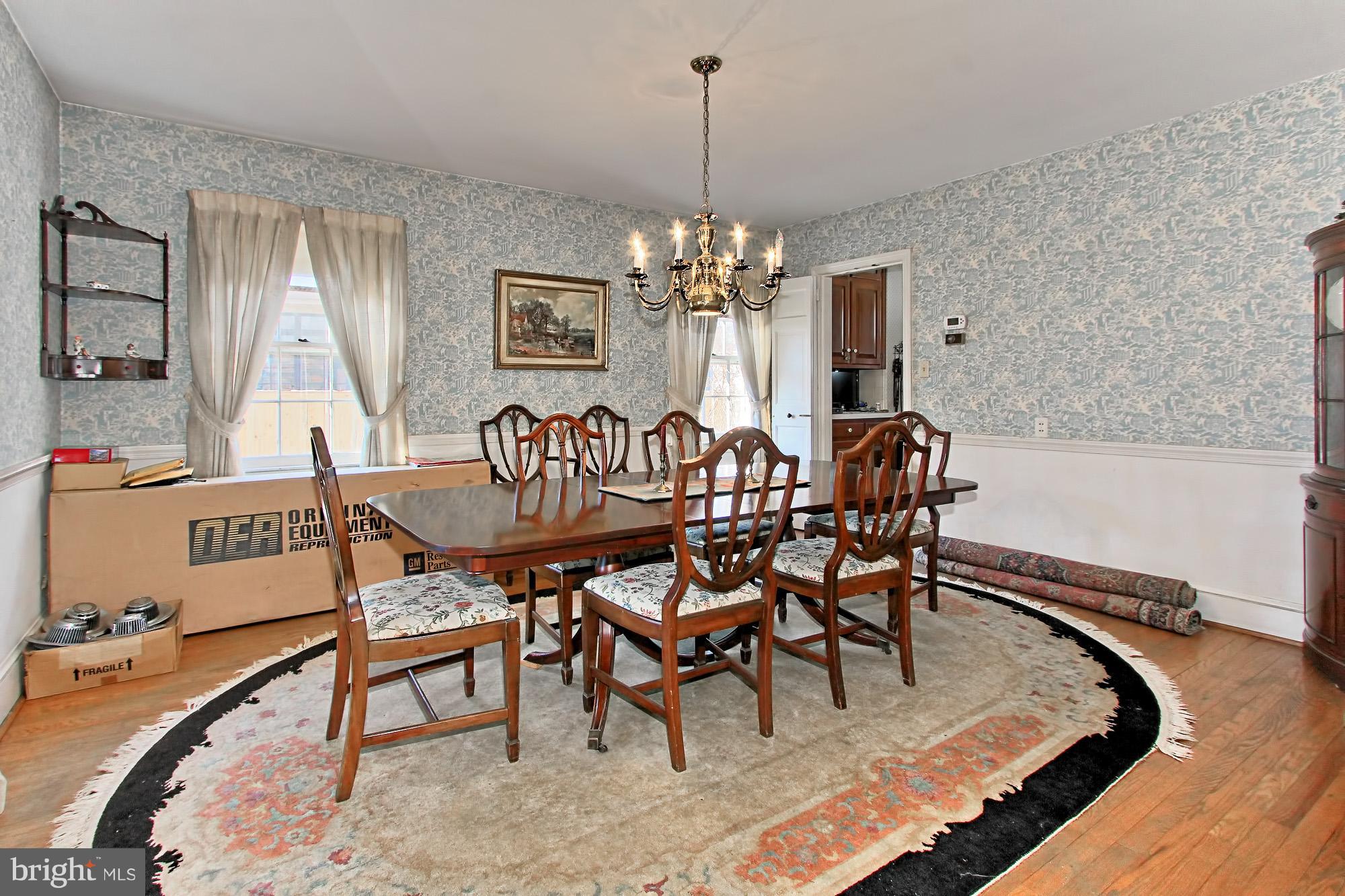 LYON VILLAGE - Residential