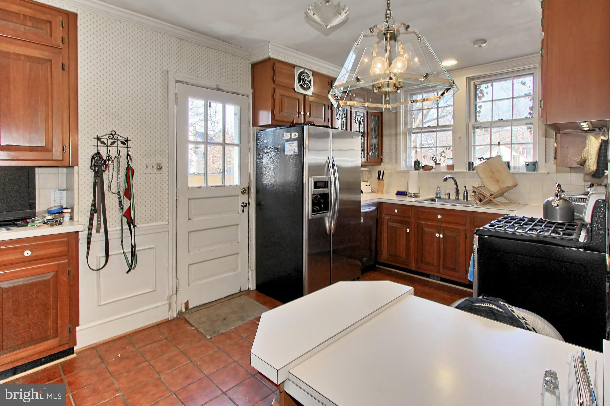 LYON VILLAGE - Residential