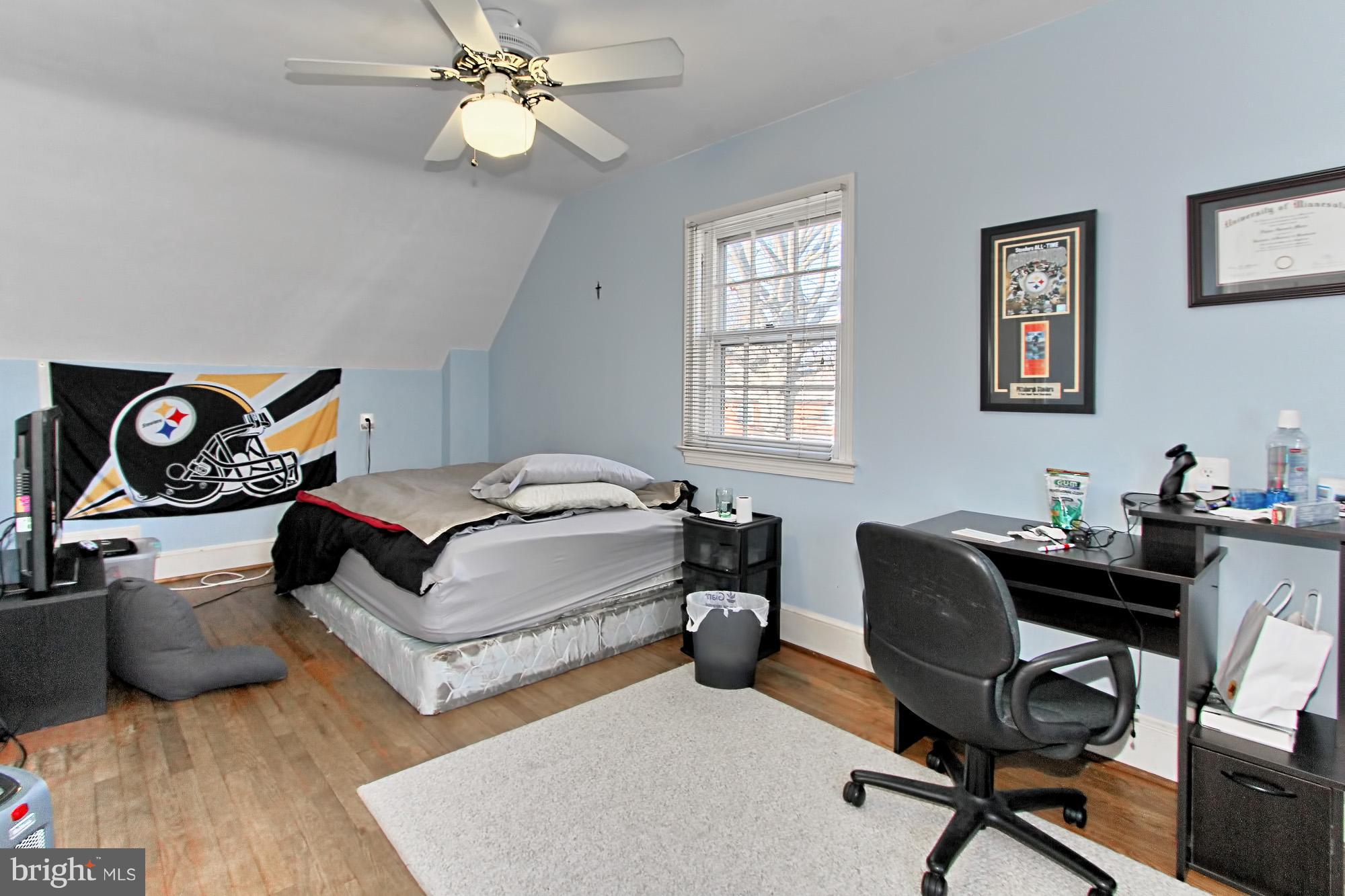 LYON VILLAGE - Residential