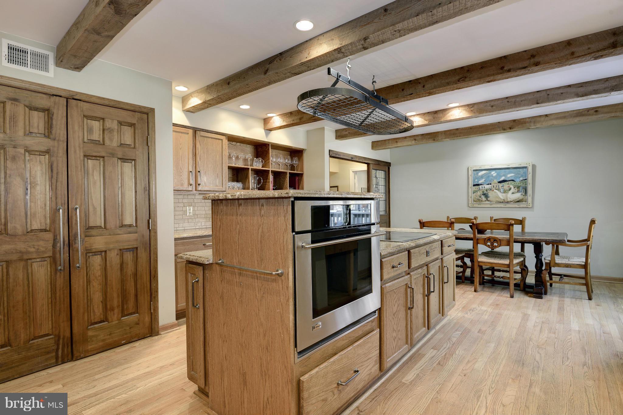 LANGLEY OAKS - Residential