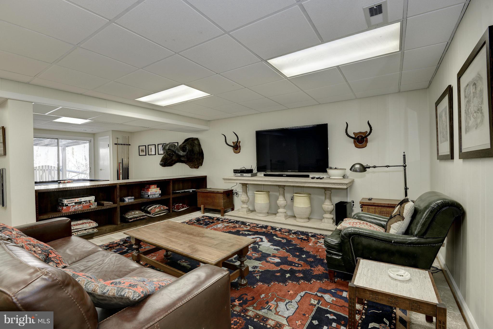 LANGLEY OAKS - Residential