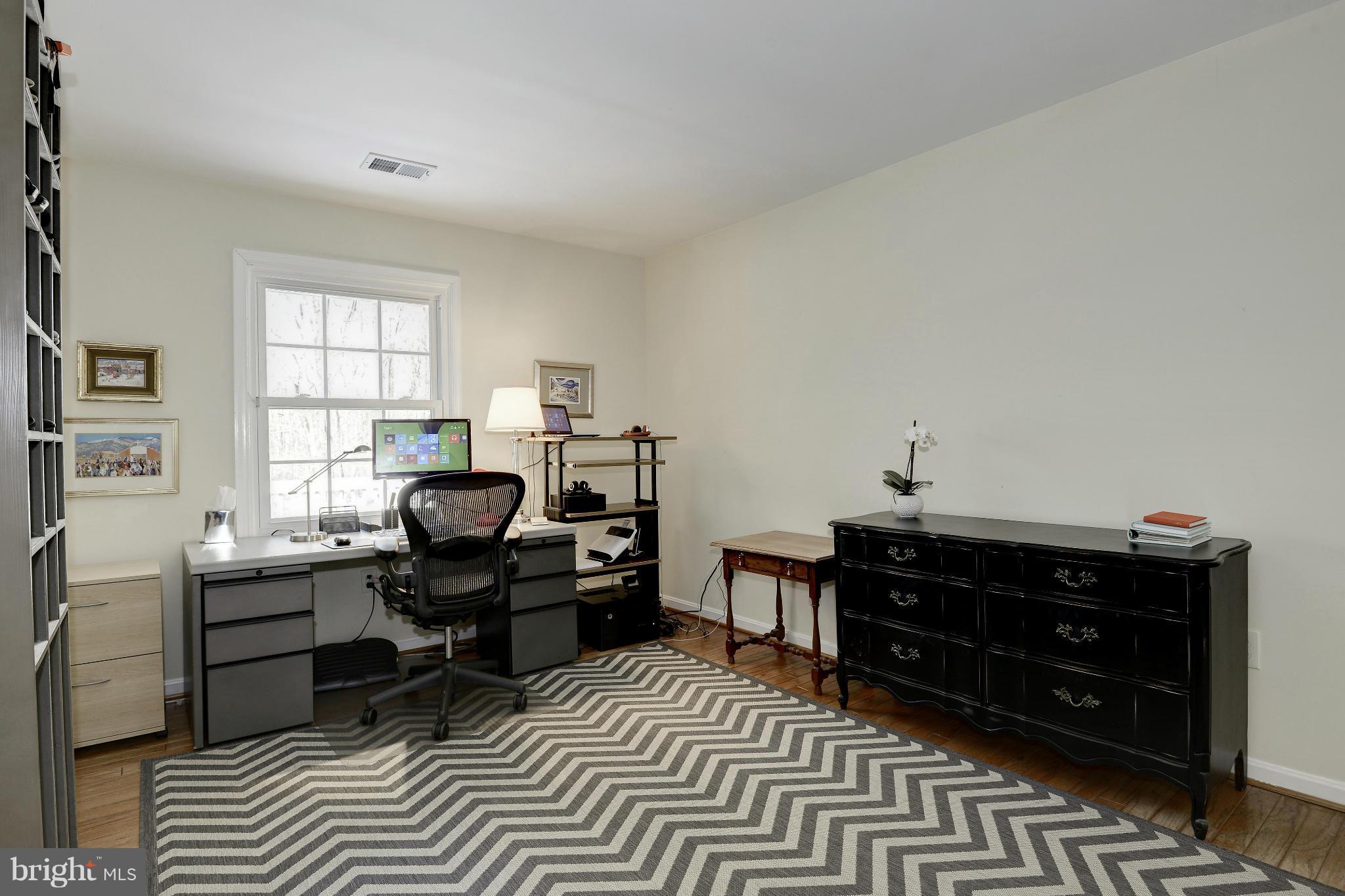 LANGLEY OAKS - Residential