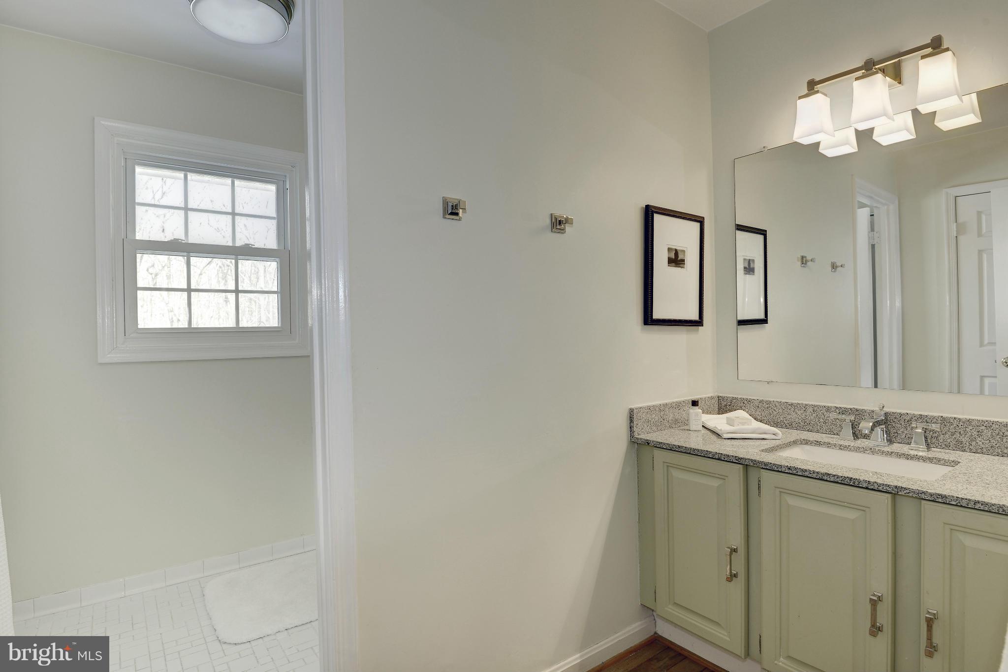 LANGLEY OAKS - Residential