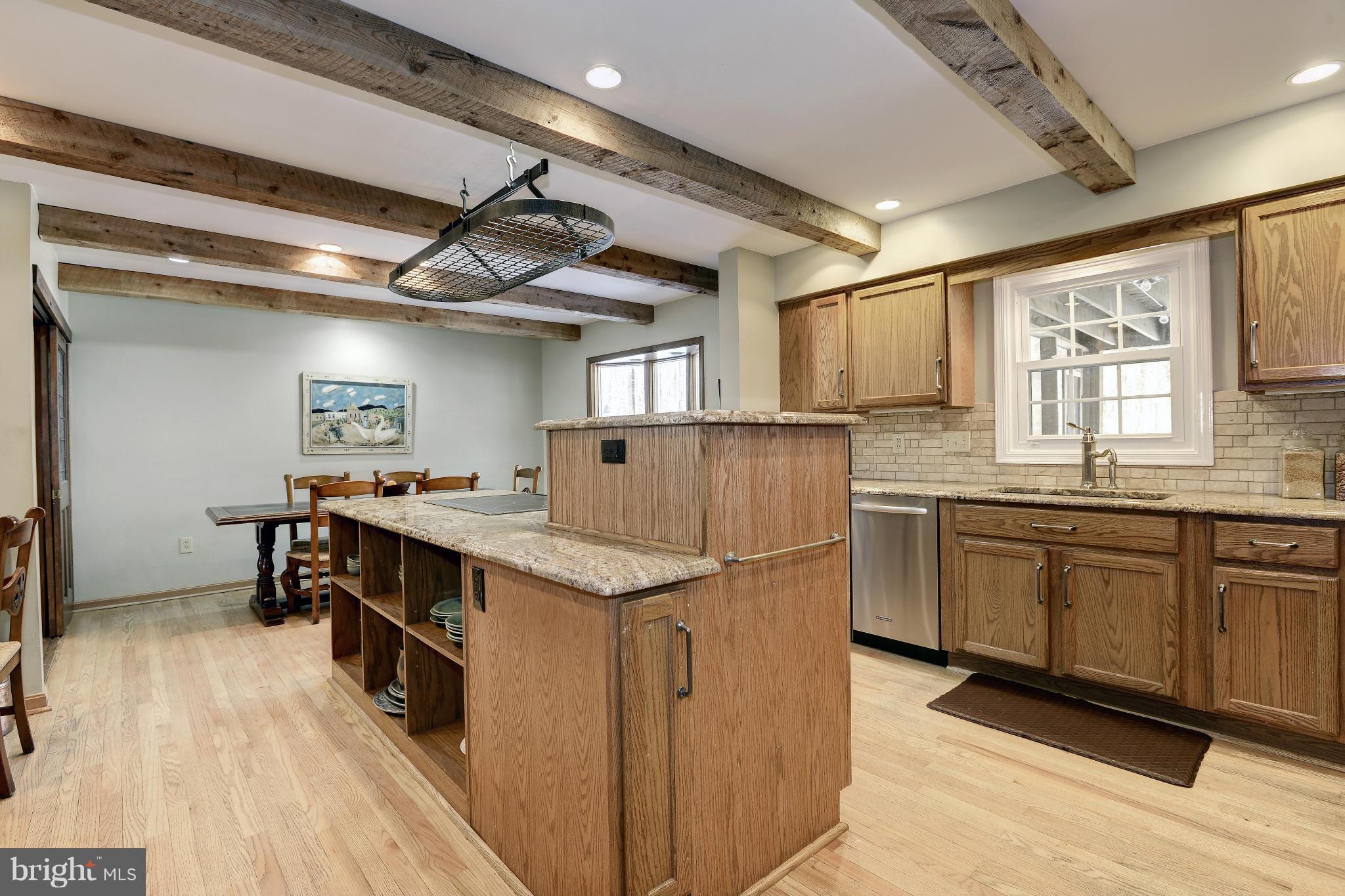 LANGLEY OAKS - Residential