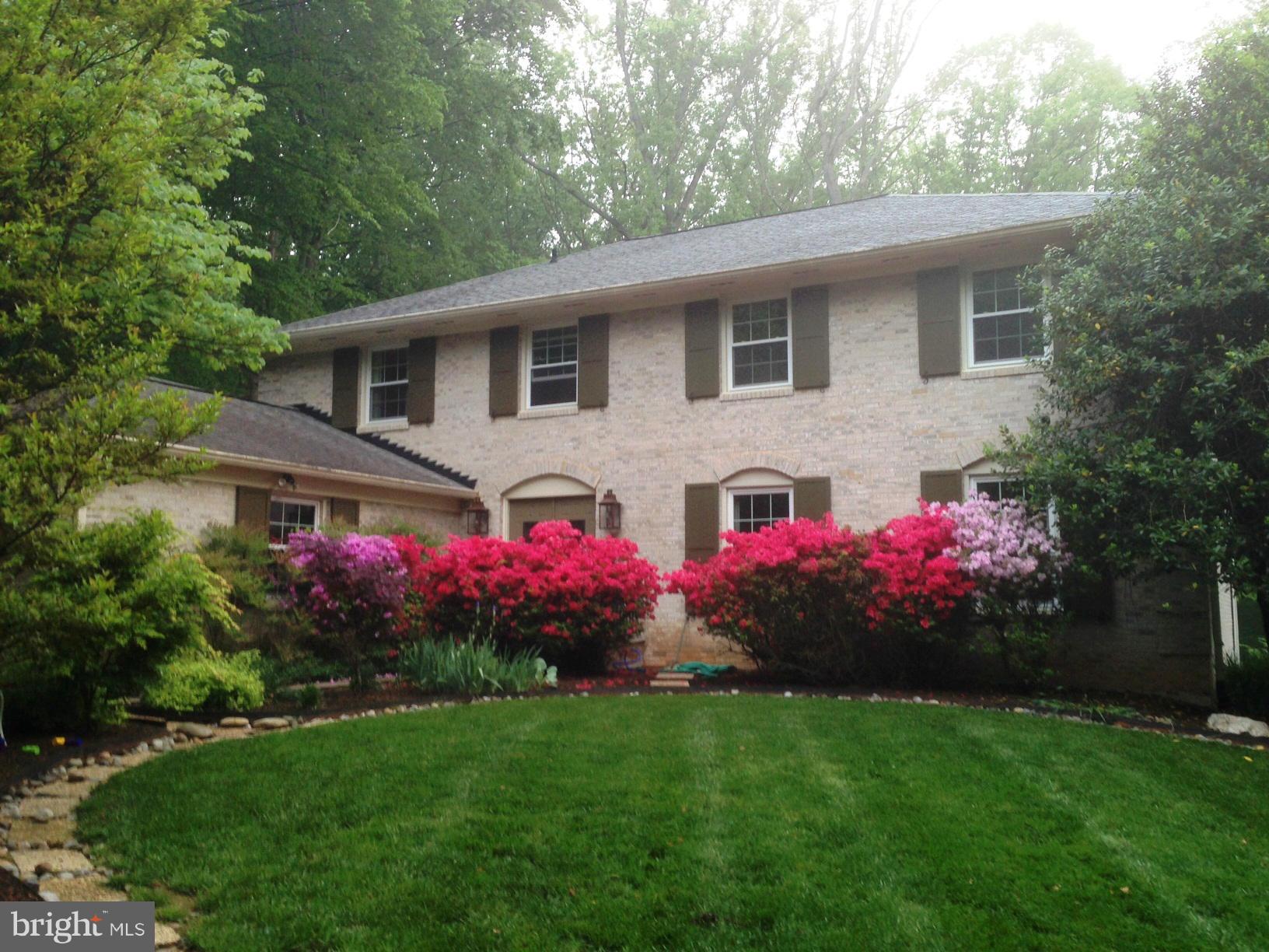 LANGLEY OAKS - Residential