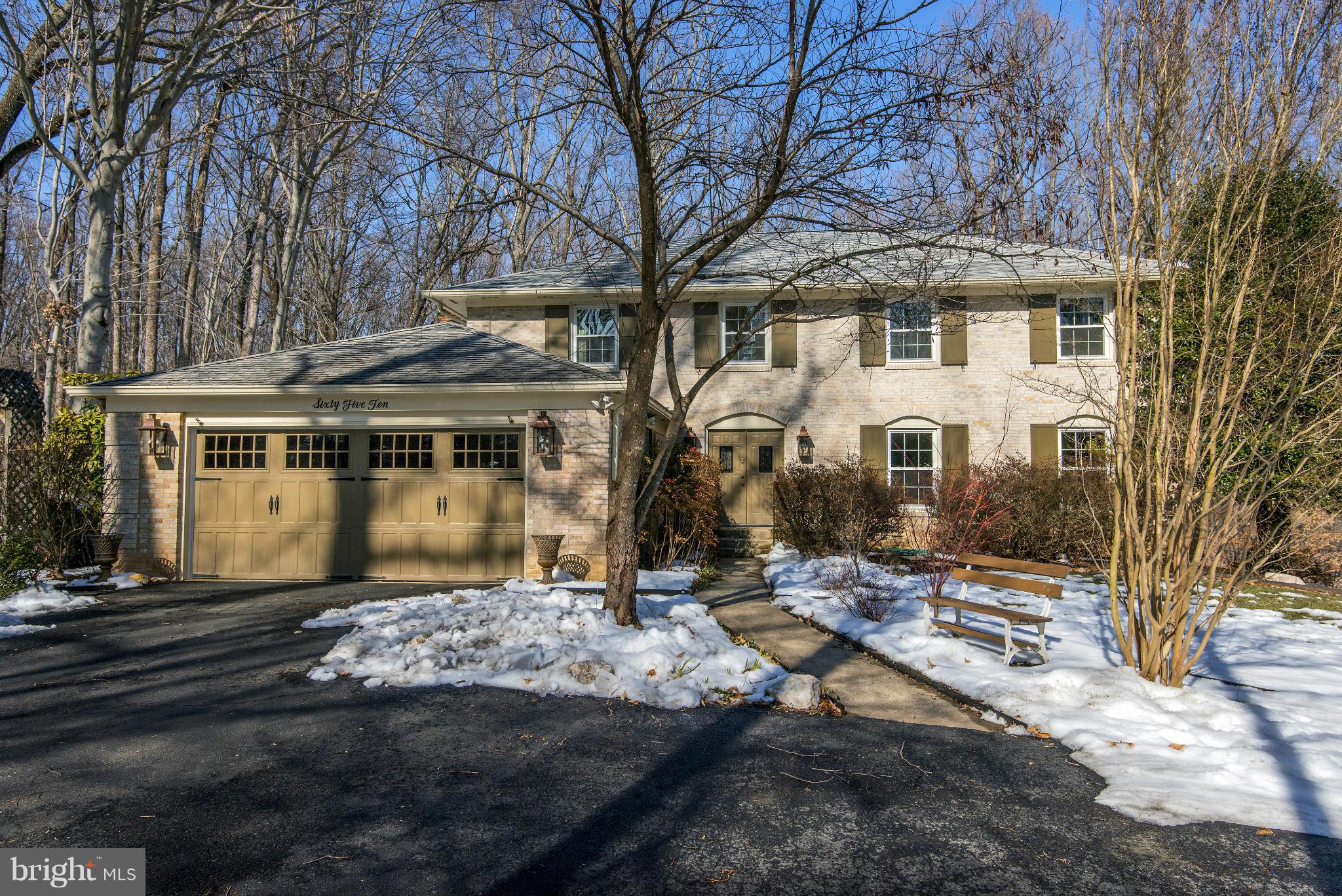 LANGLEY OAKS - Residential