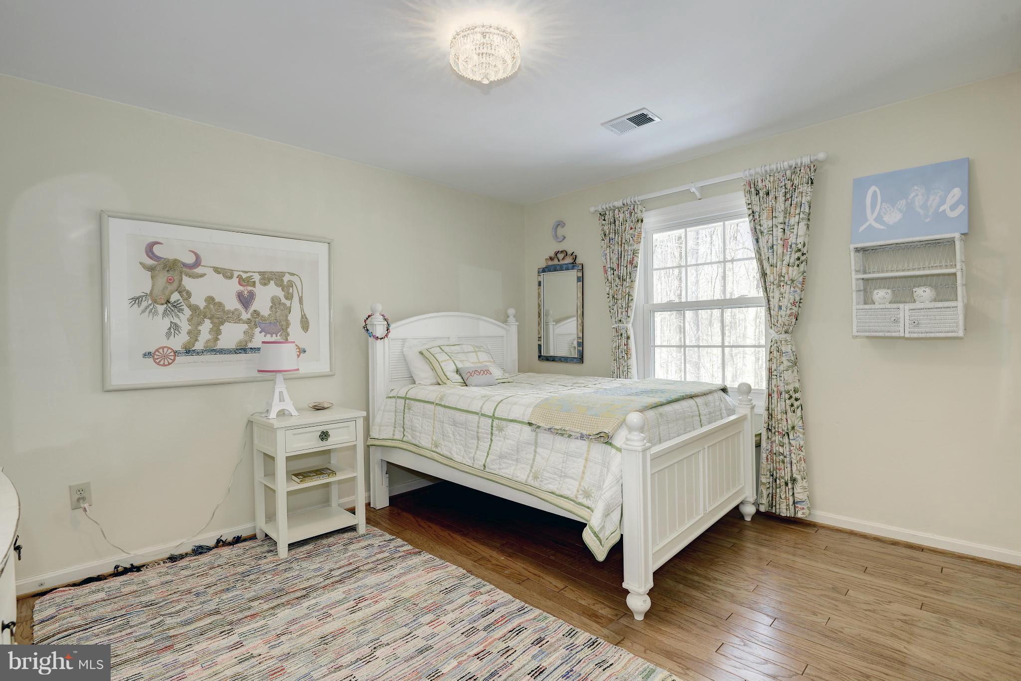 LANGLEY OAKS - Residential