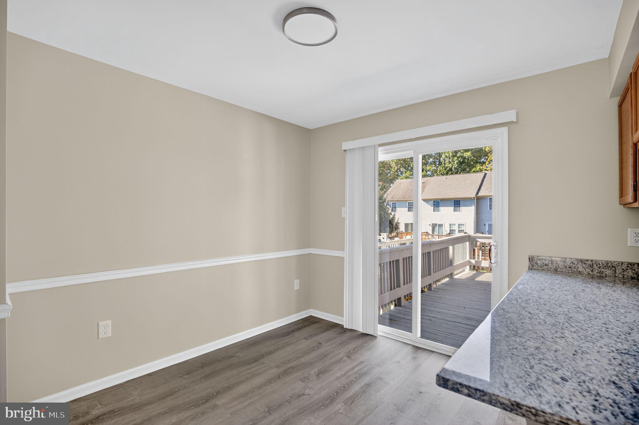 CONSTANT FRIENDSHIP - Residential Lease