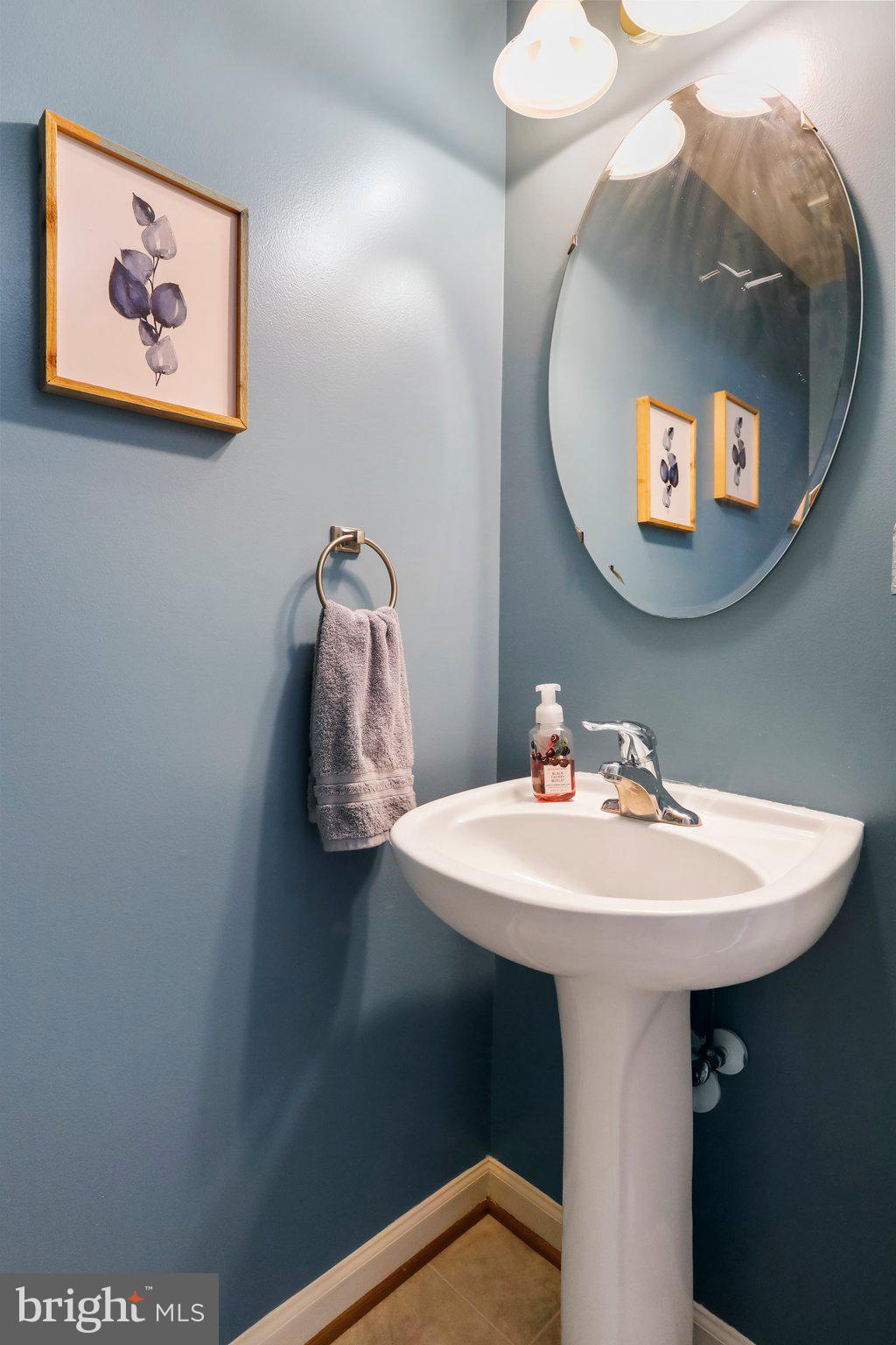 LAKELAND PLACE - Residential Lease