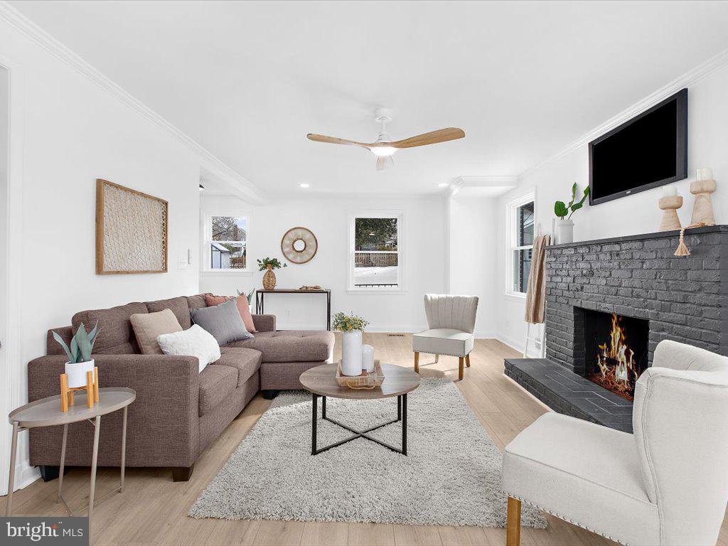 PIKESVILLE - Residential