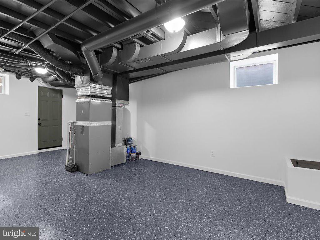 PIKESVILLE - Residential