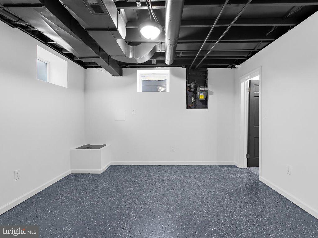 PIKESVILLE - Residential