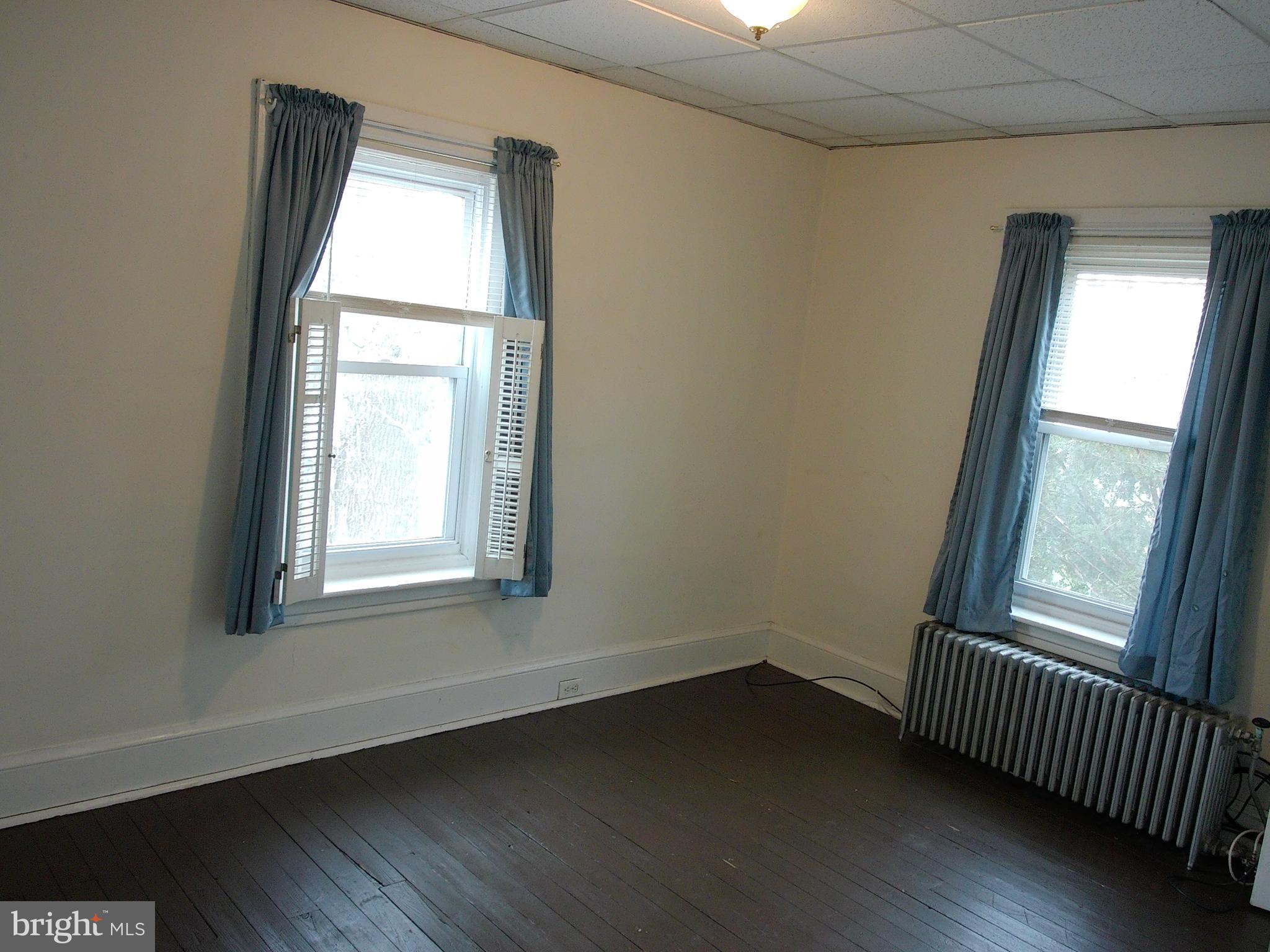 POTTSTOWN - Residential