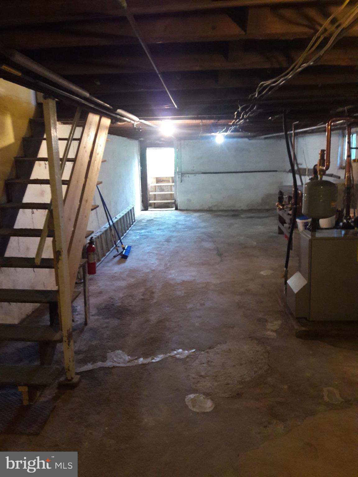 POTTSTOWN - Residential