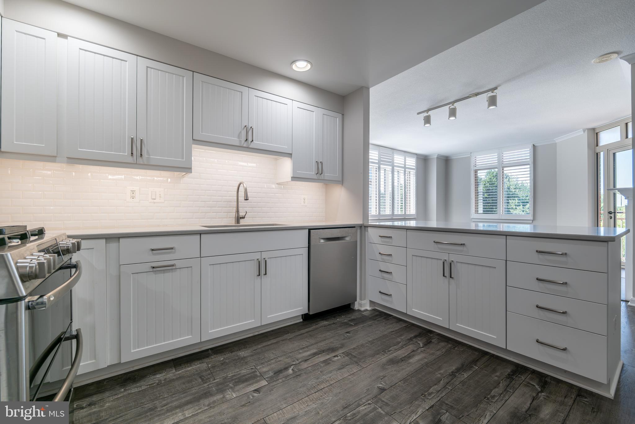4480 MARKET COMMONS DRIVE 416