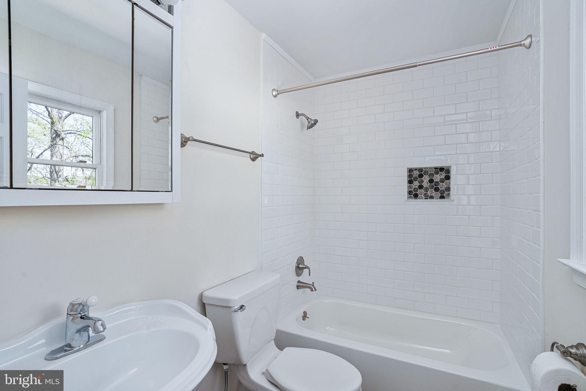 HOLLEYBROOKE - Residential