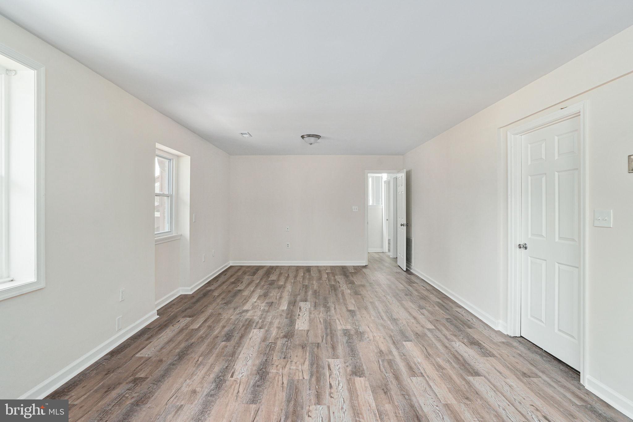 HOLLEYBROOKE - Residential