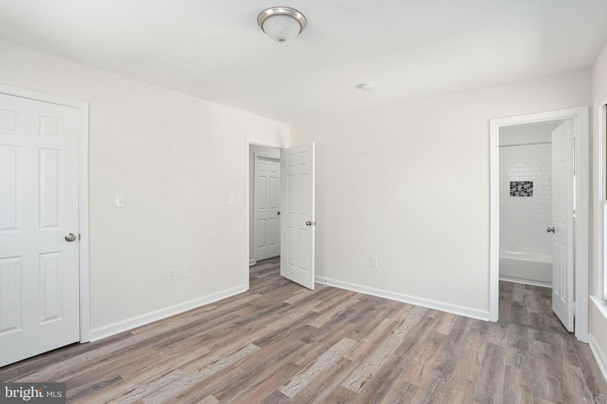 HOLLEYBROOKE - Residential