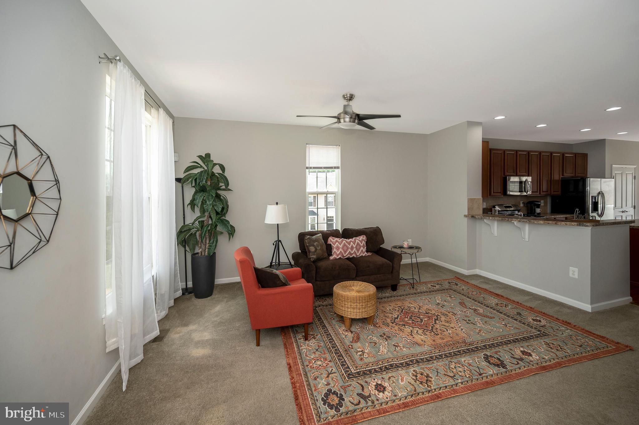 LAFAYETTE CROSSING - Residential