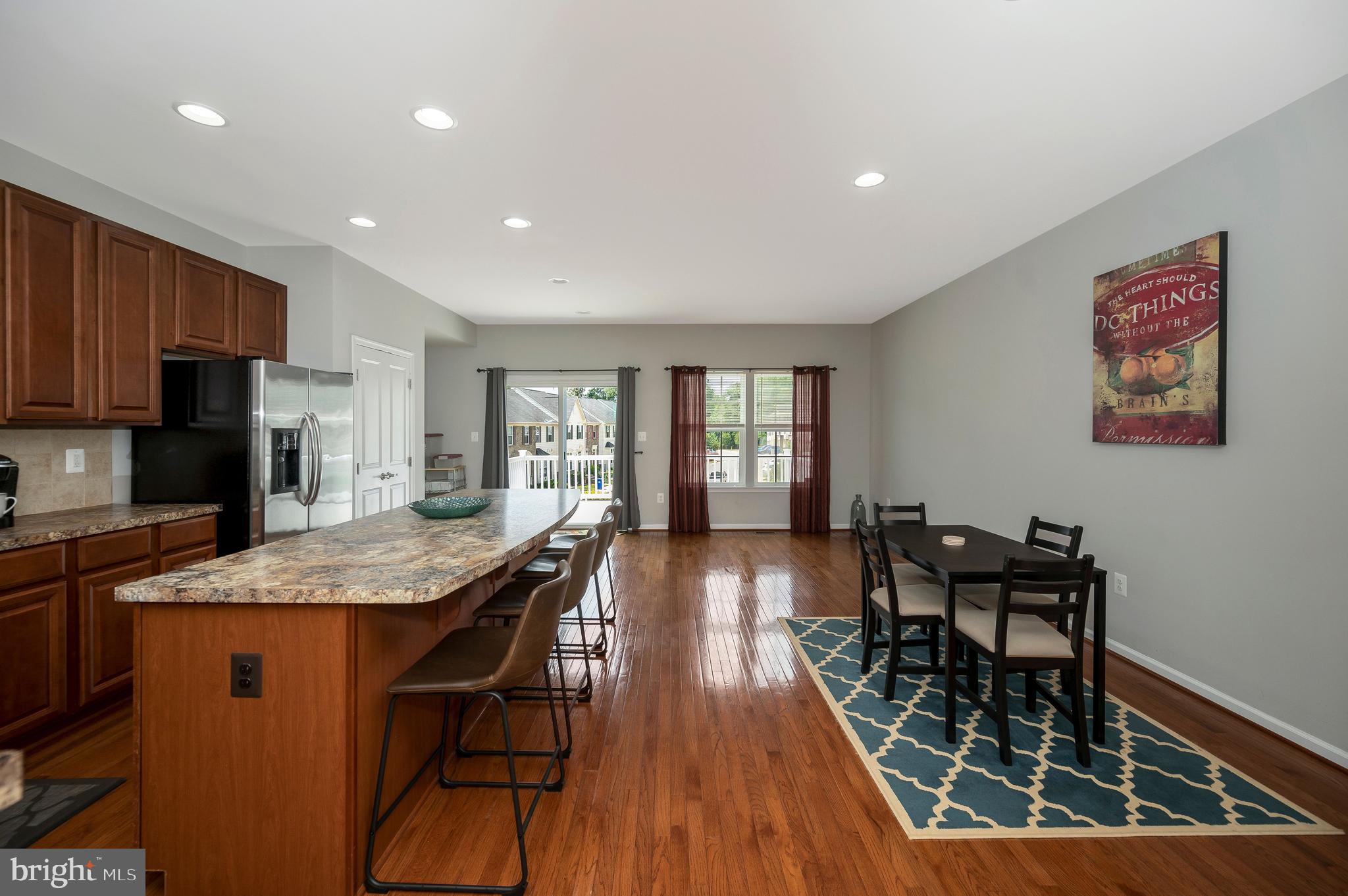 LAFAYETTE CROSSING - Residential