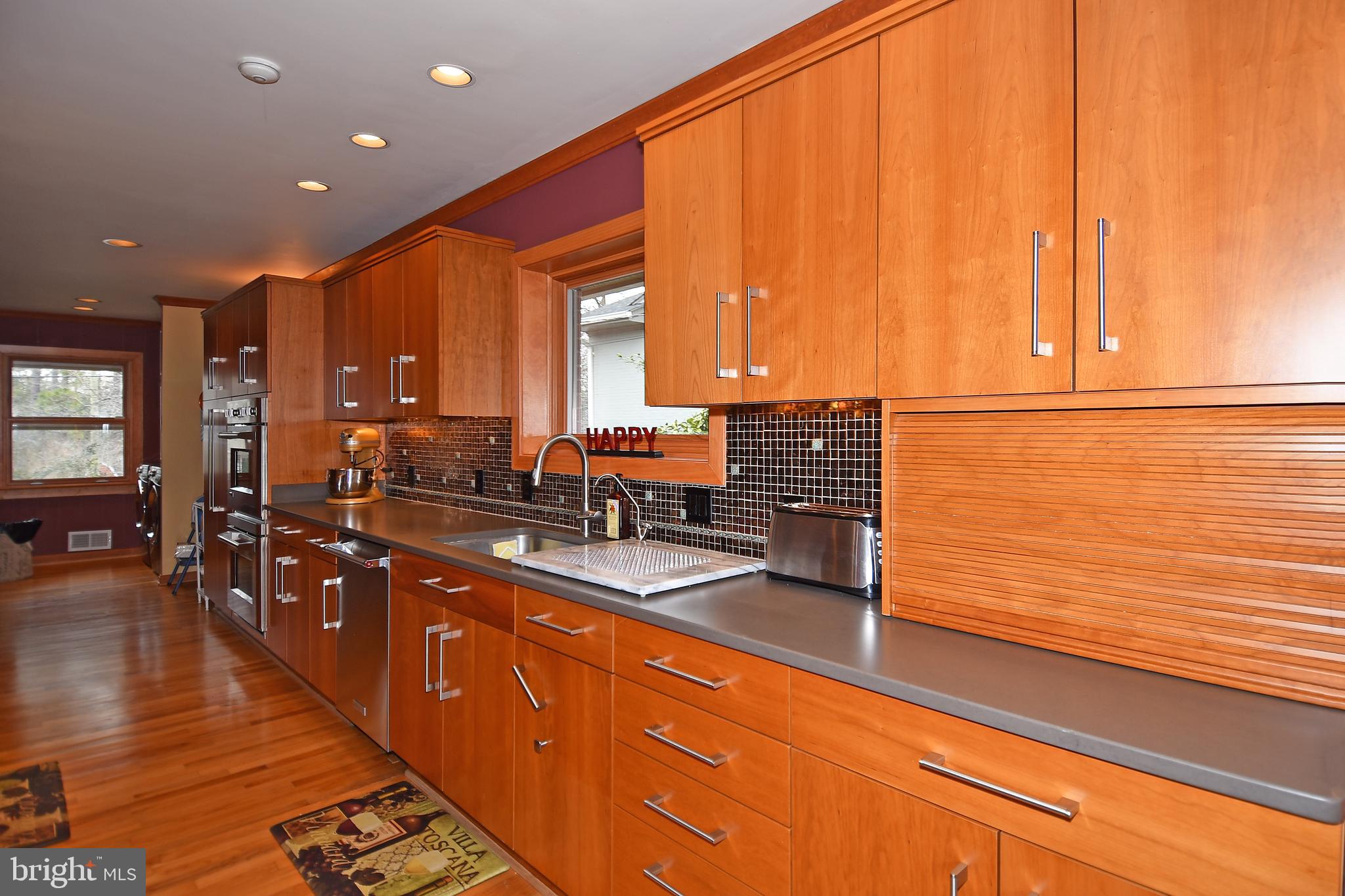 GOLF CLUB MANOR - Residential