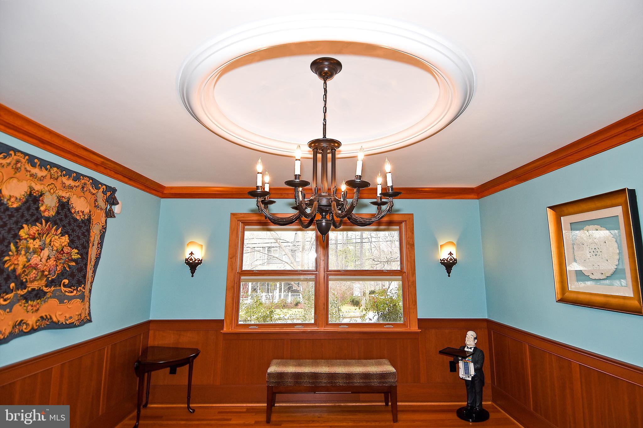 GOLF CLUB MANOR - Residential