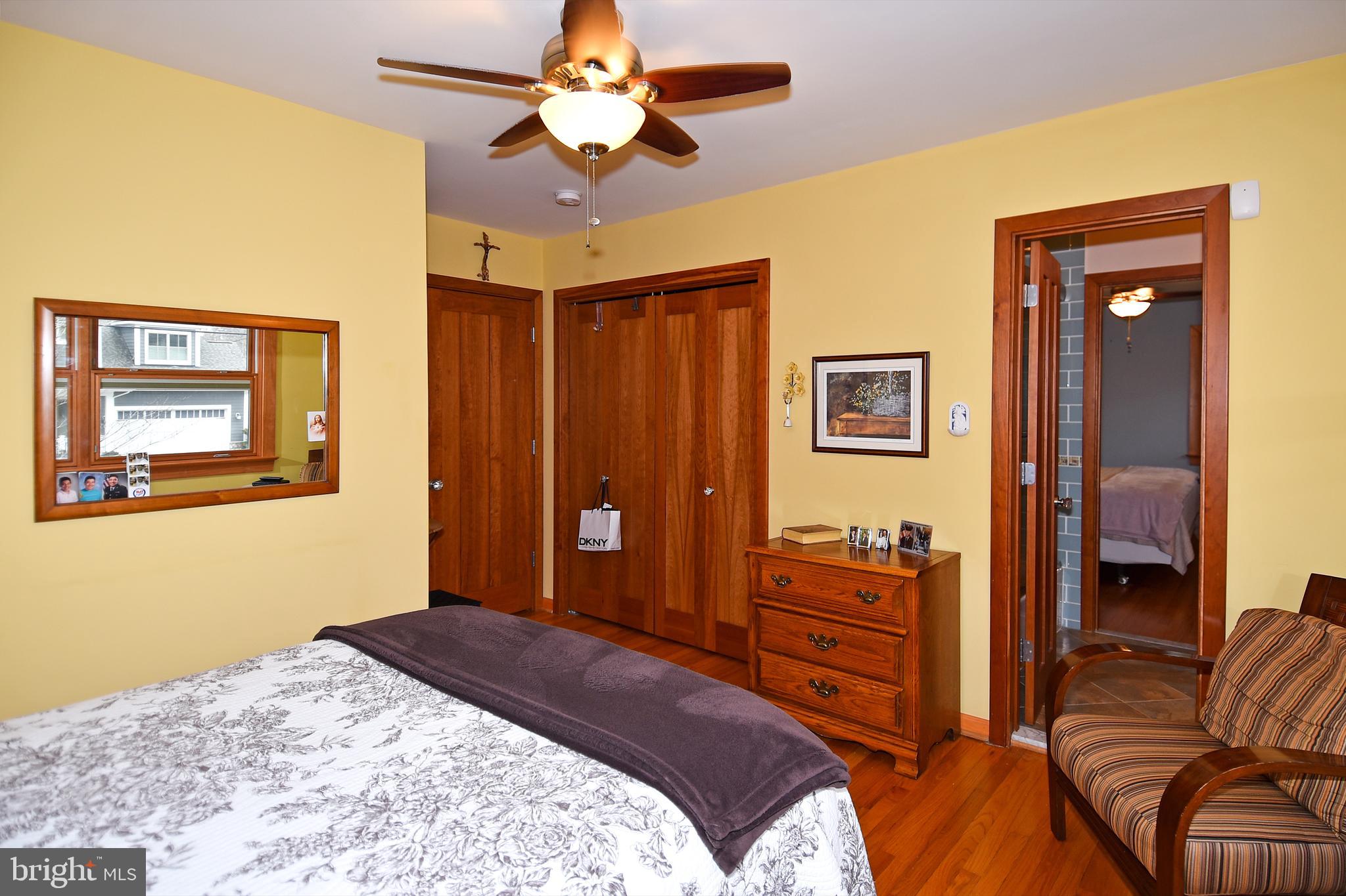 GOLF CLUB MANOR - Residential