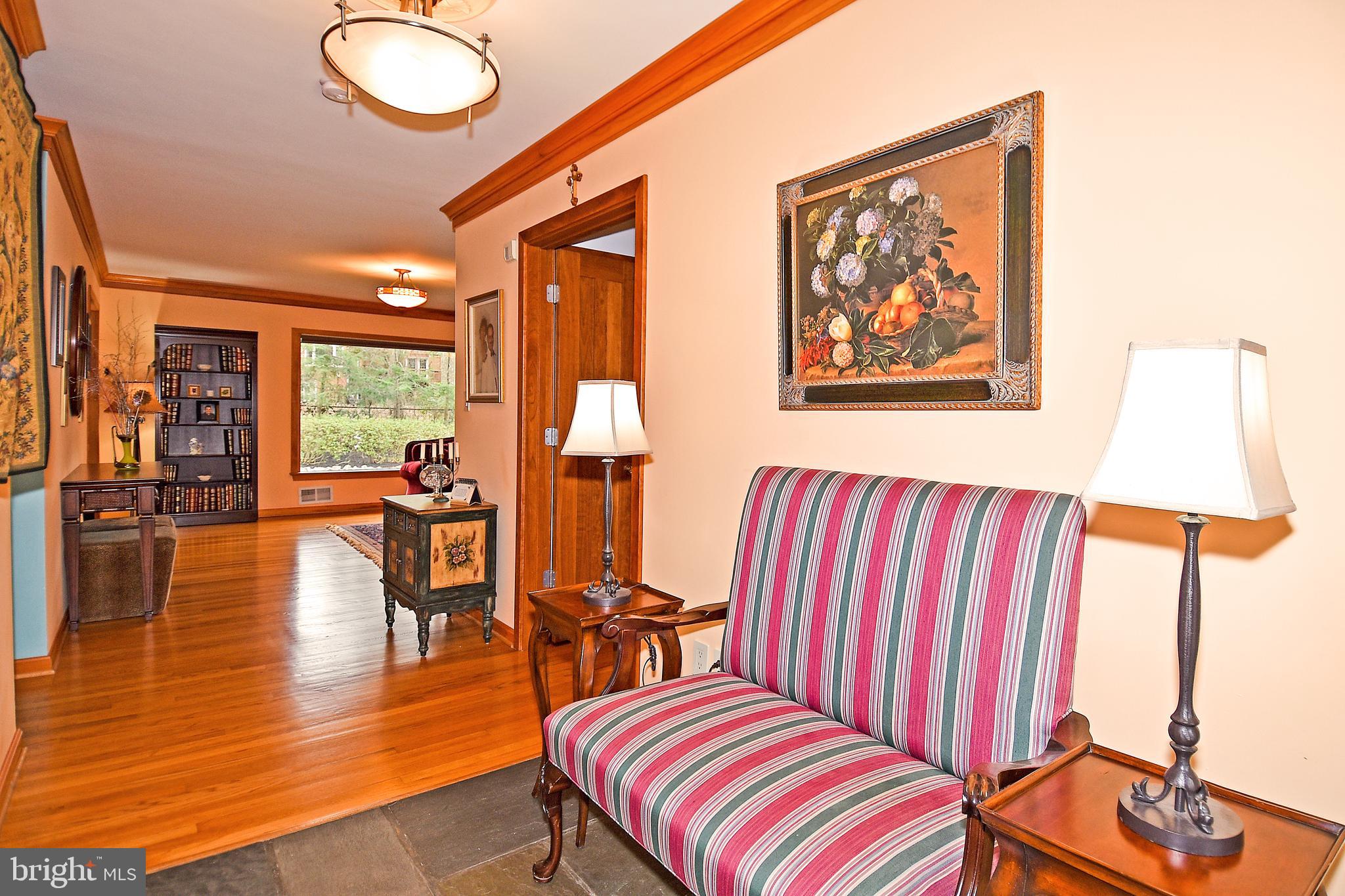 GOLF CLUB MANOR - Residential