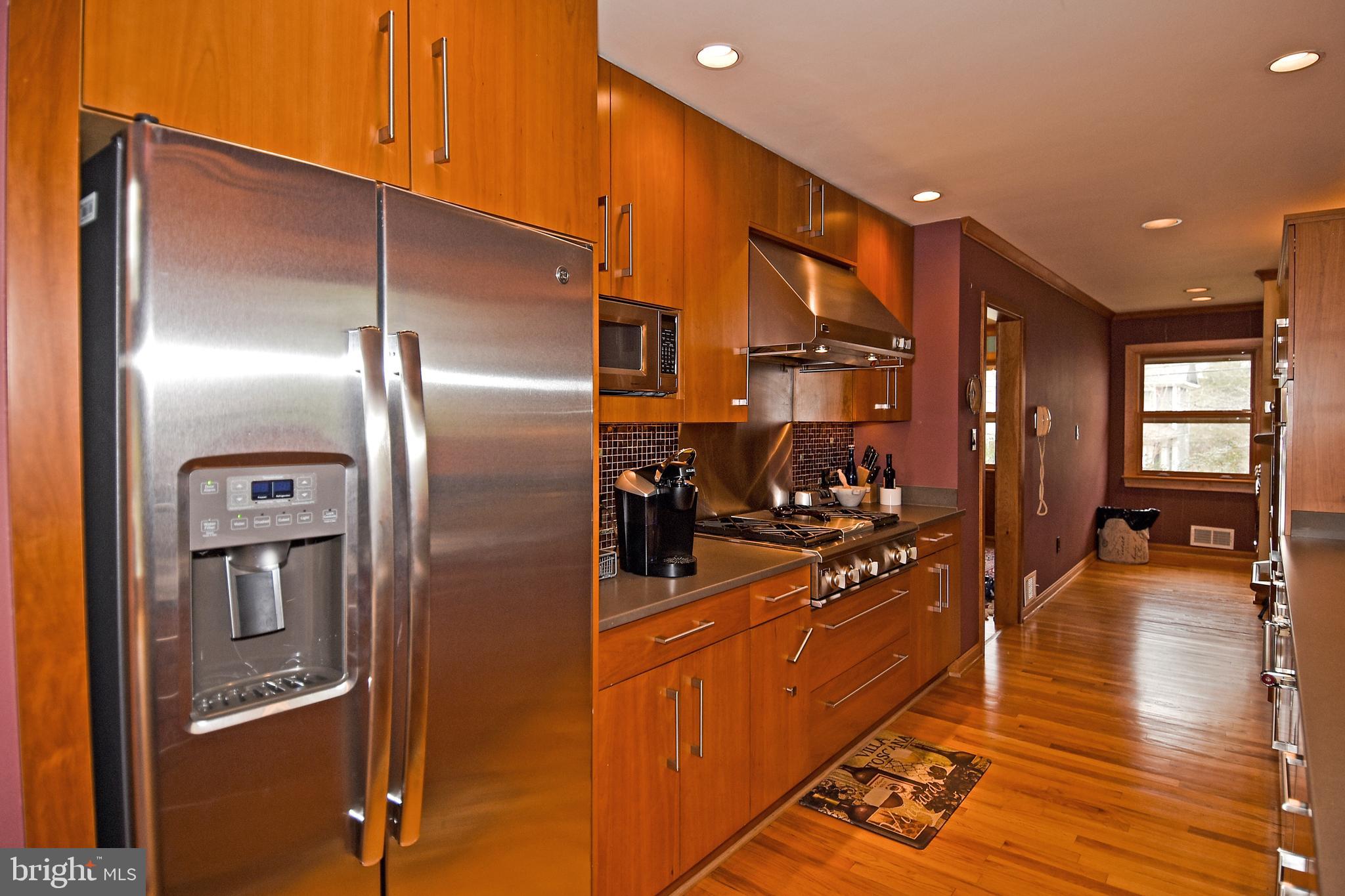 GOLF CLUB MANOR - Residential