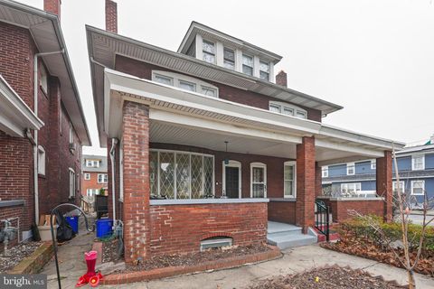 Townhouse For Sale - 1103 N 16th Street<br/> HARRISBURG, PA 17103