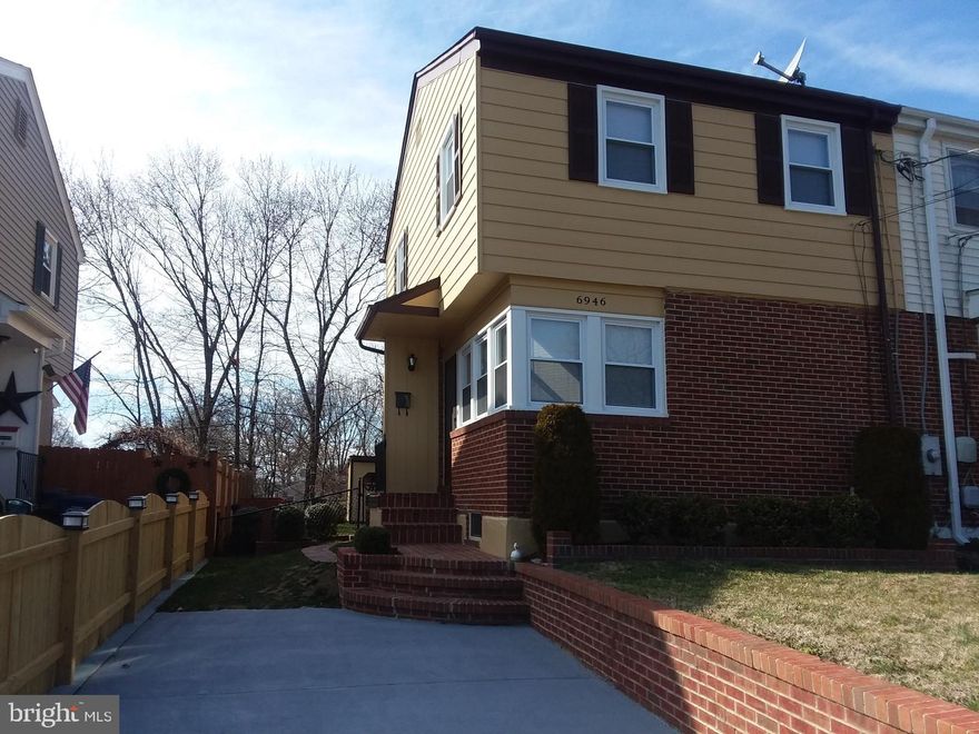 Freshly painted, new carpeting, sparkling hardwood floors, new windows, large deck, three bedrooms, second kitchen, new gas furnace, floored attic and a spacious yard with storage shed.  Just Minutes to Old Town Alexandria and near s bus top and close drive to Metro.  Minutes form Mount Vernon Recreational Center with fitness area, pool and spa and ice rink.