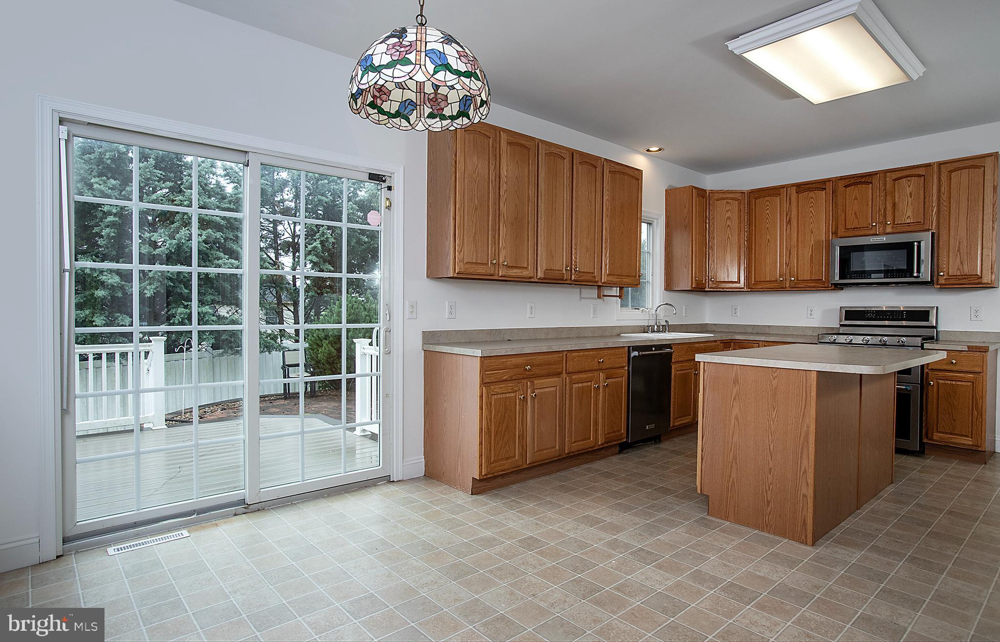 DEER PATH WOODS - Residential