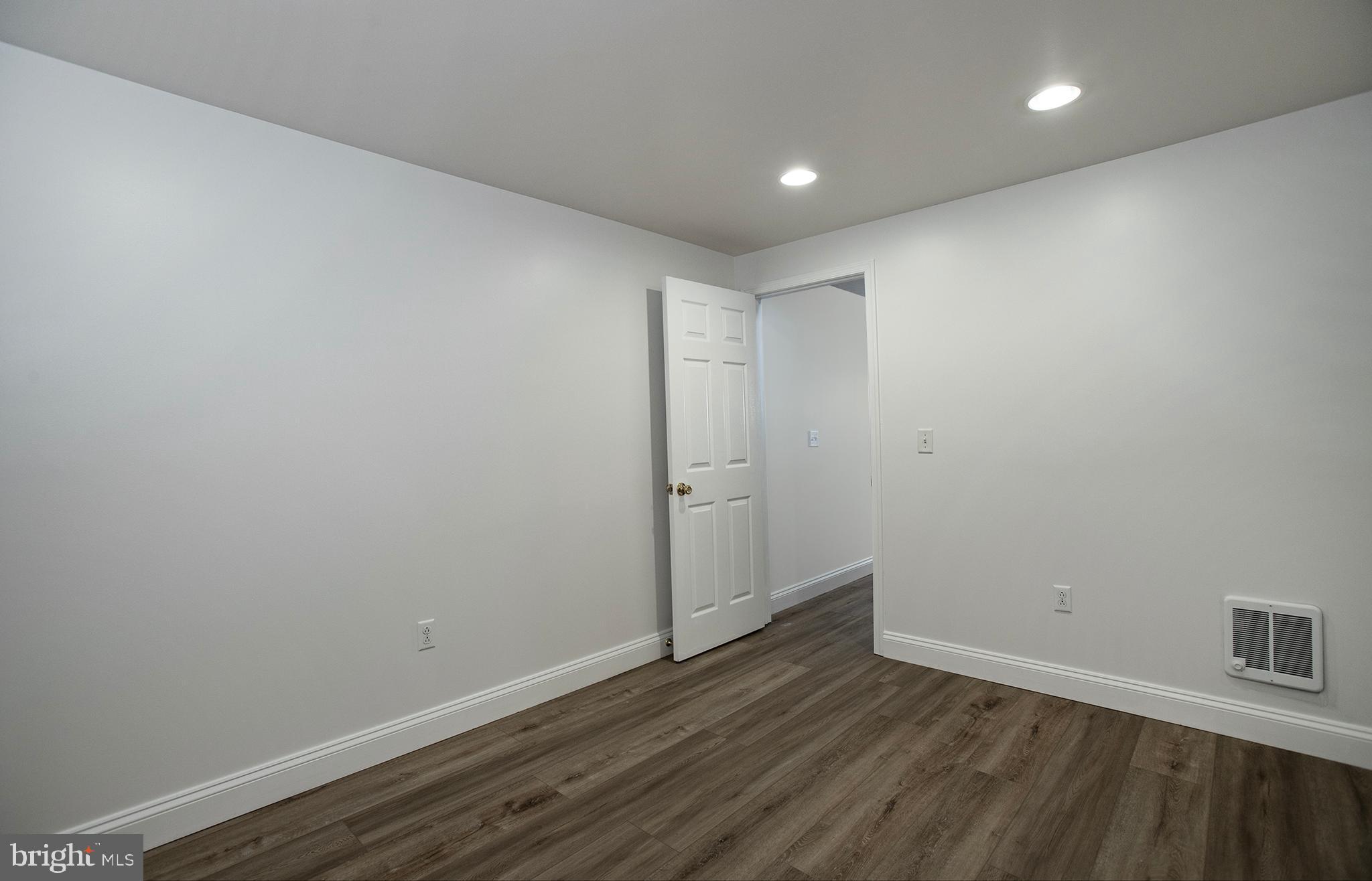 DEER PATH WOODS - Residential