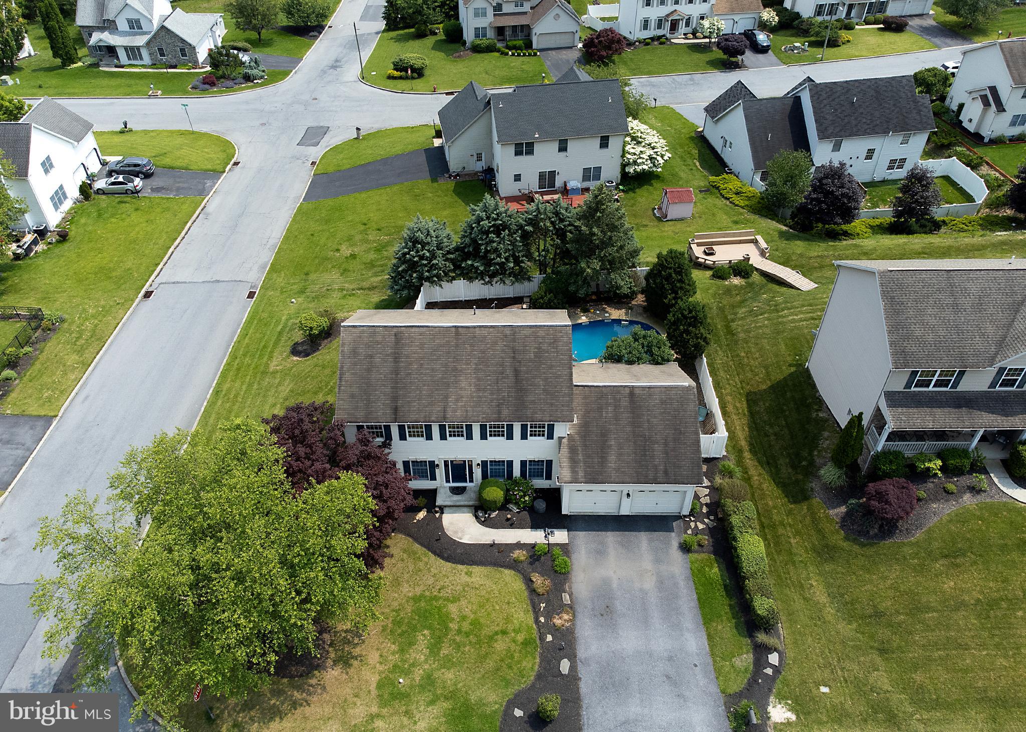 DEER PATH WOODS - Residential