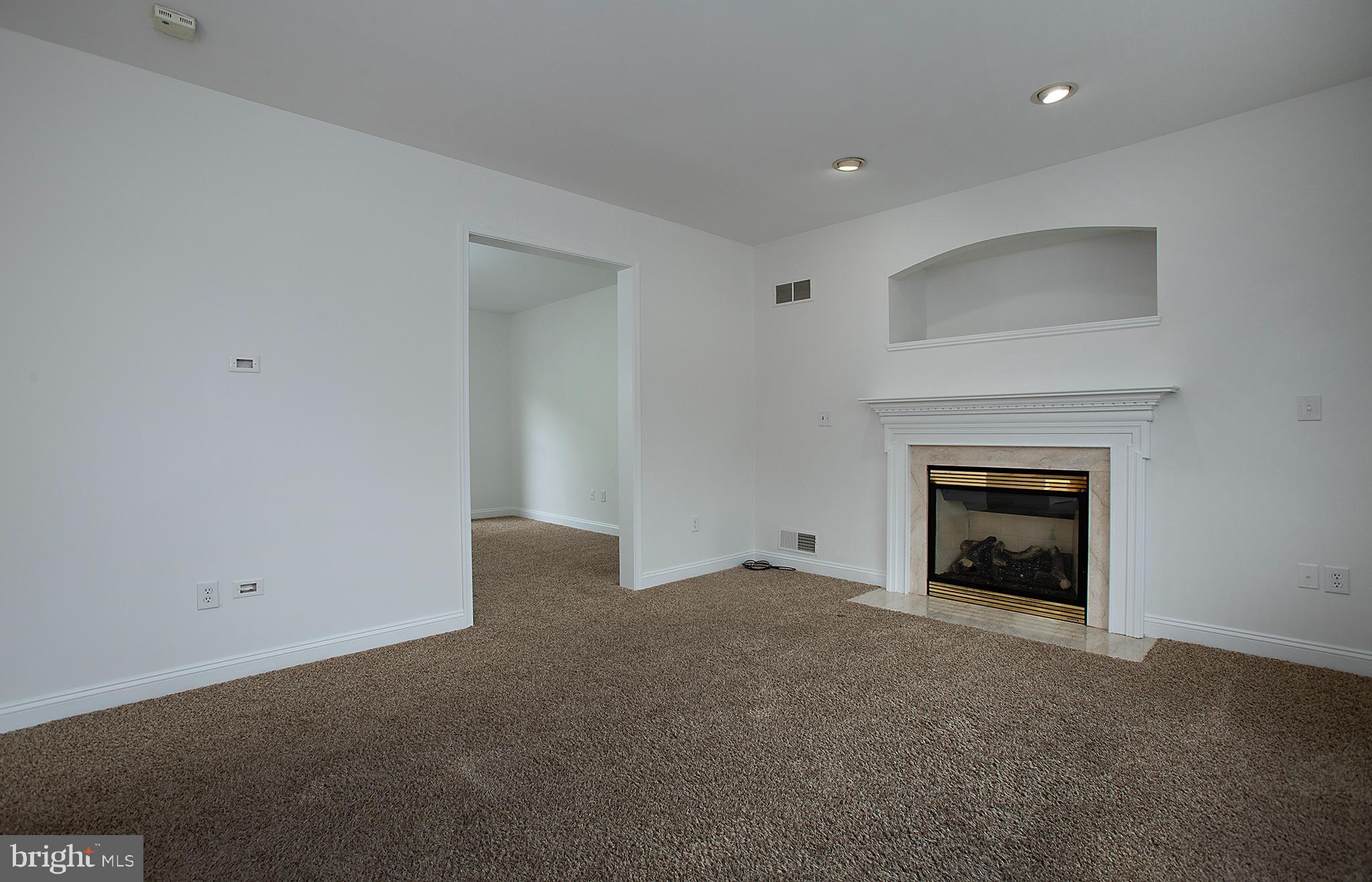 DEER PATH WOODS - Residential